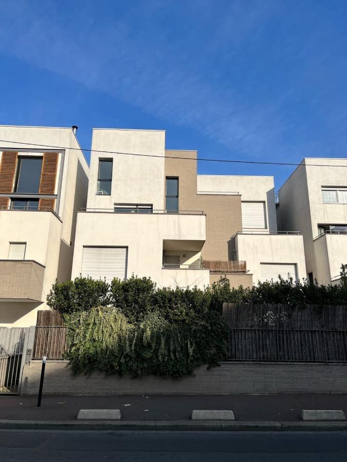 Modern And Bright Apartment Near Paris La Courneuve Kültér fotó